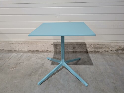 MOBSTEEL70X70000003_1
