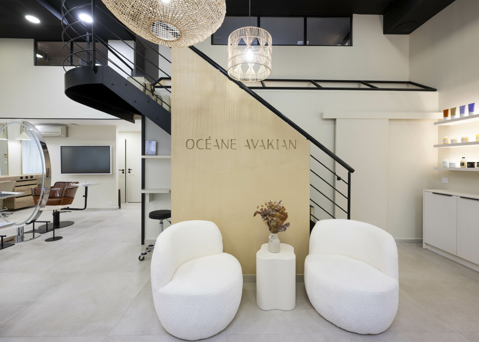 Salon Océane Avakian à Lyon by Apsi