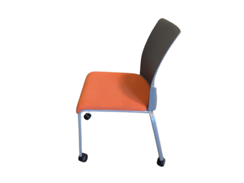 RECHAISEORANGEMYLIGHT01_2
