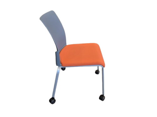 RECHAISEORANGEMYLIGHT01_3